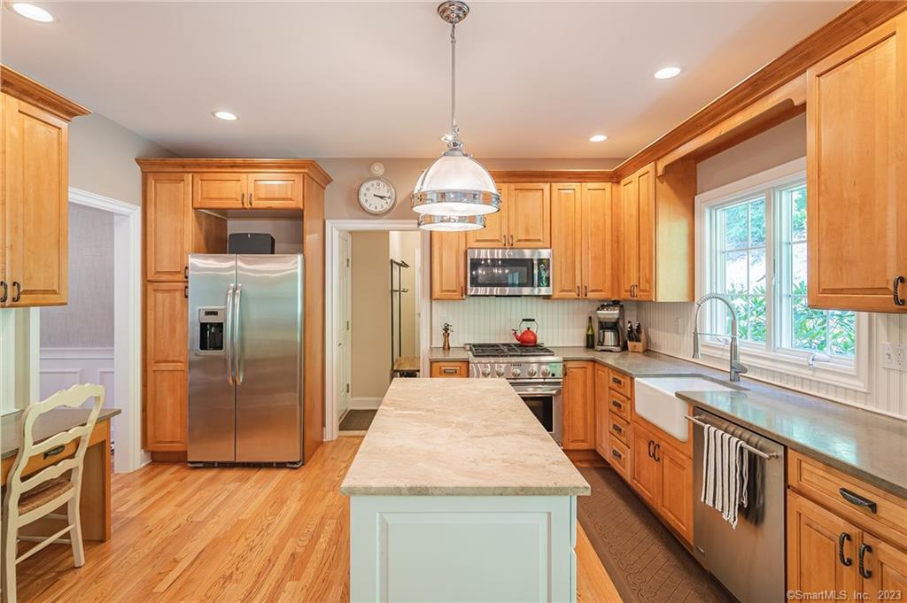 260 White Deer Rocks Road Woodbury CT 06798
