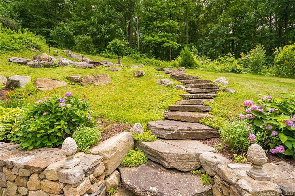 260 White Deer Rocks Road Woodbury CT 06798