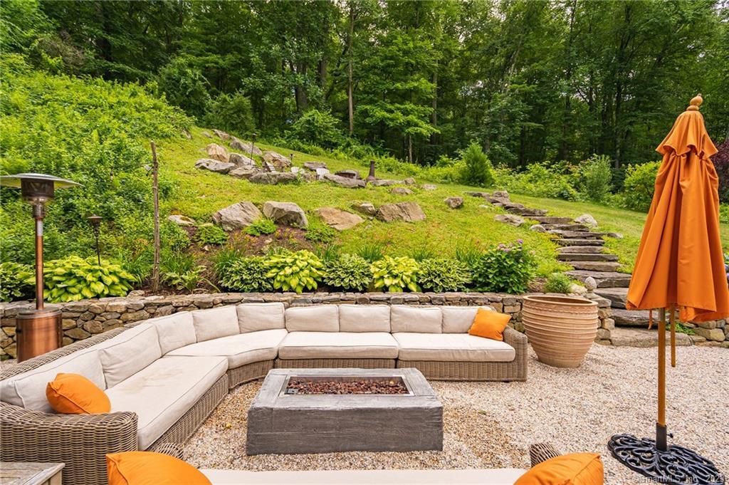 260 White Deer Rocks Road Woodbury CT 06798
