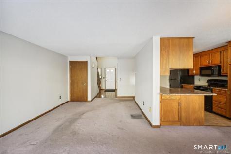 17 Oak Forest Drive Manchester CT 06042