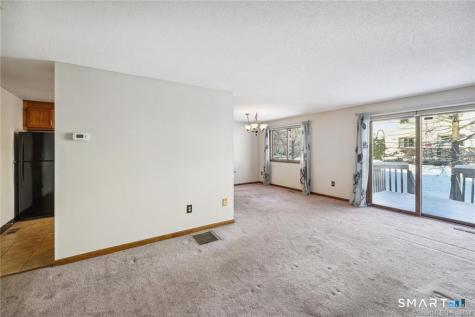 17 Oak Forest Drive Manchester CT 06042