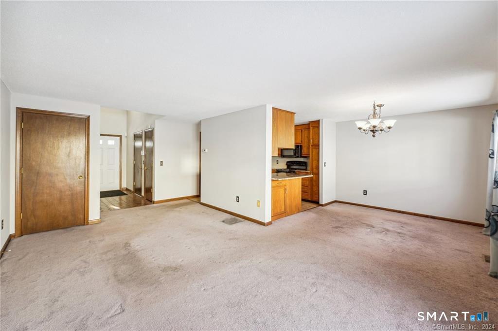 17 Oak Forest Drive Manchester CT 06042