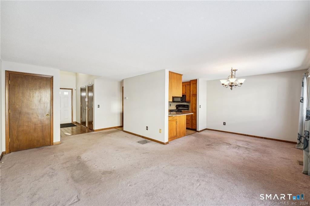 17 Oak Forest Drive Manchester CT 06042