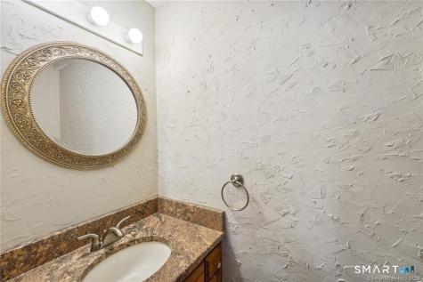17 Oak Forest Drive Manchester CT 06042