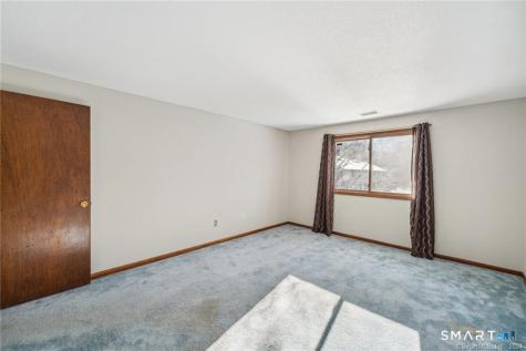 17 Oak Forest Drive Manchester CT 06042
