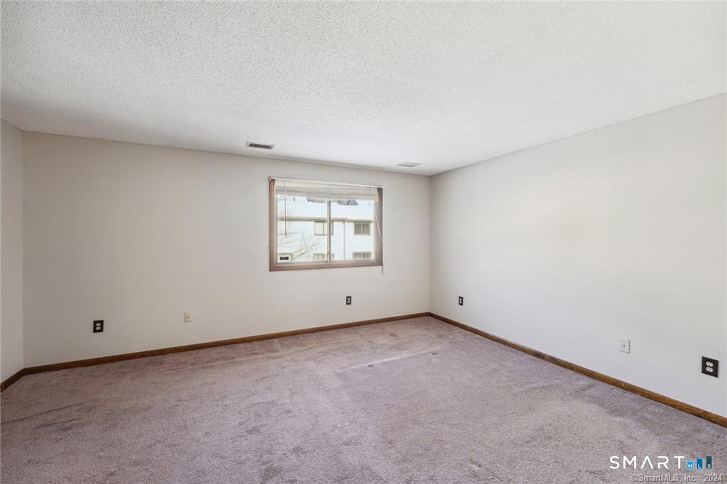 17 Oak Forest Drive Manchester CT 06042