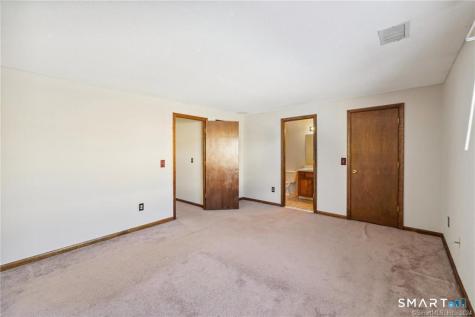 17 Oak Forest Drive Manchester CT 06042