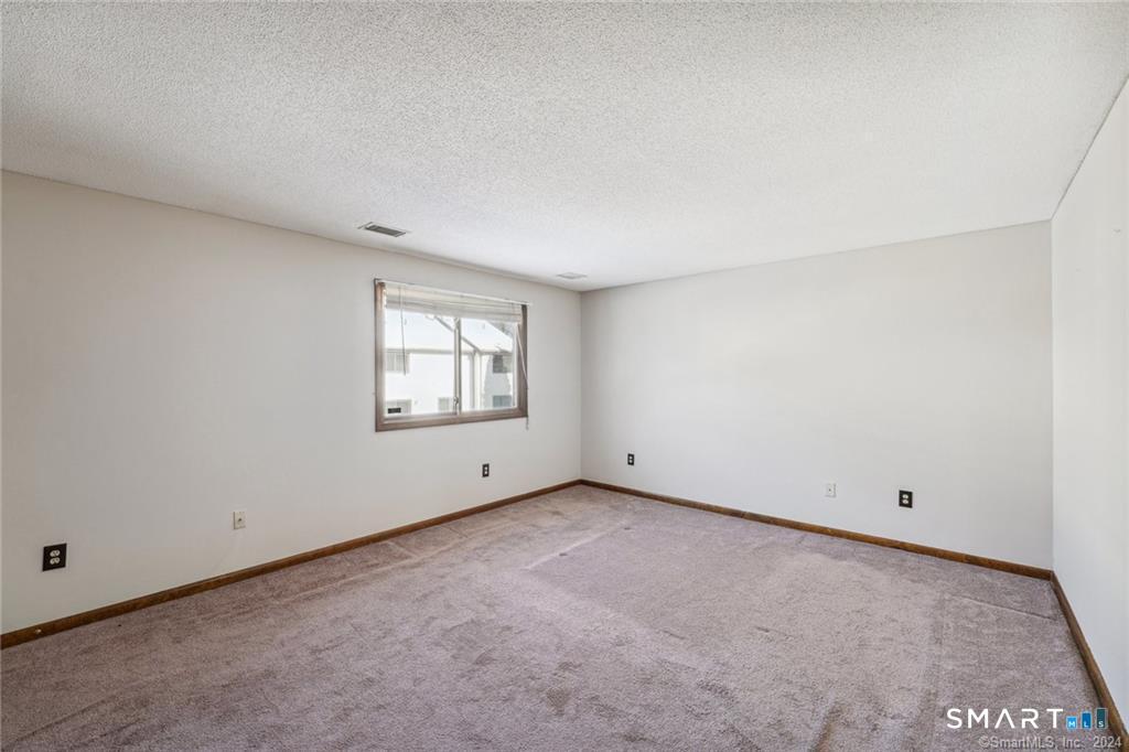 17 Oak Forest Drive Manchester CT 06042