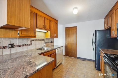 17 Oak Forest Drive Manchester CT 06042