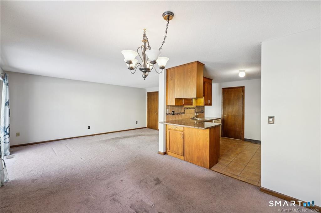 17 Oak Forest Drive Manchester CT 06042