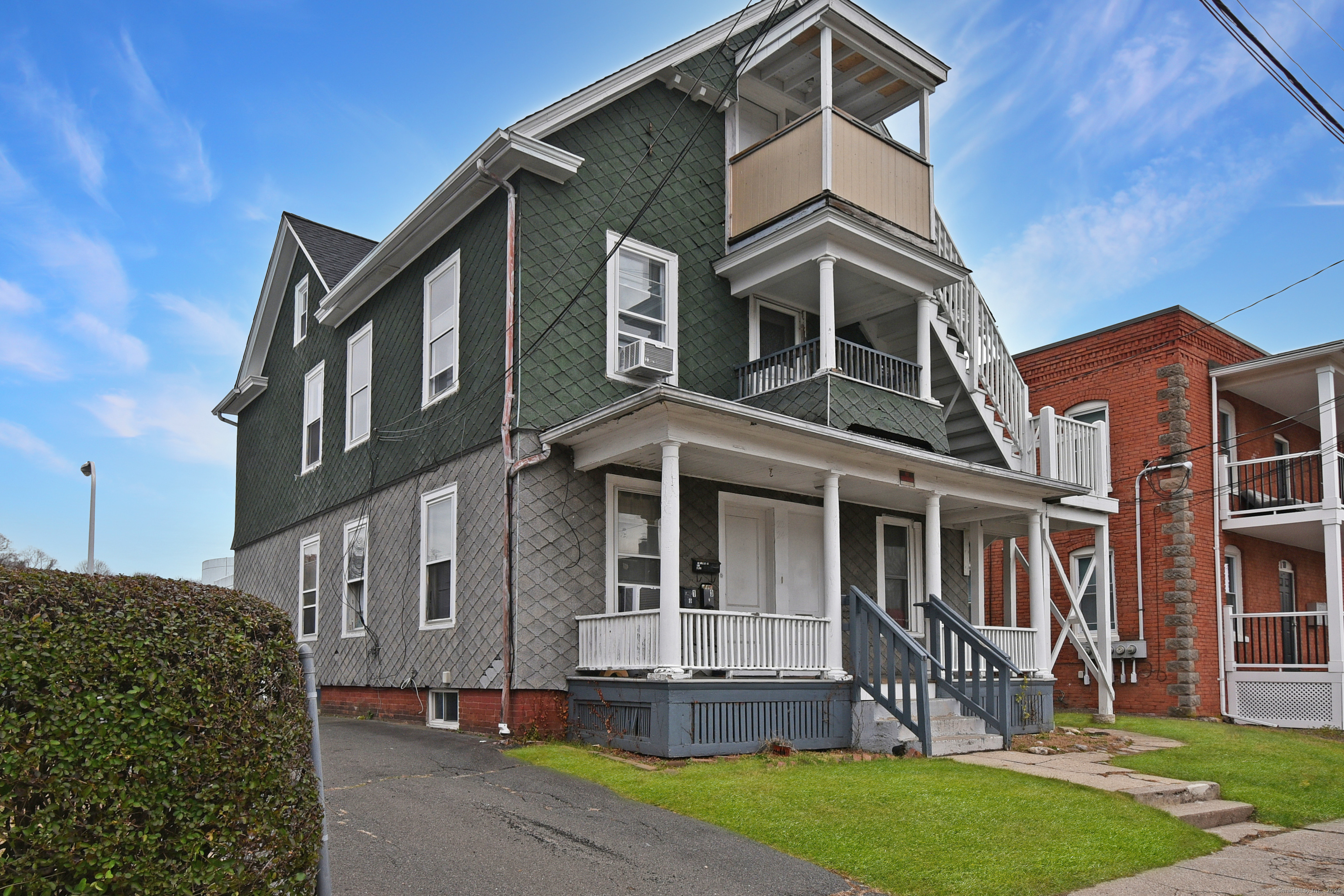 22 Kelley Street Bristol CT 06010