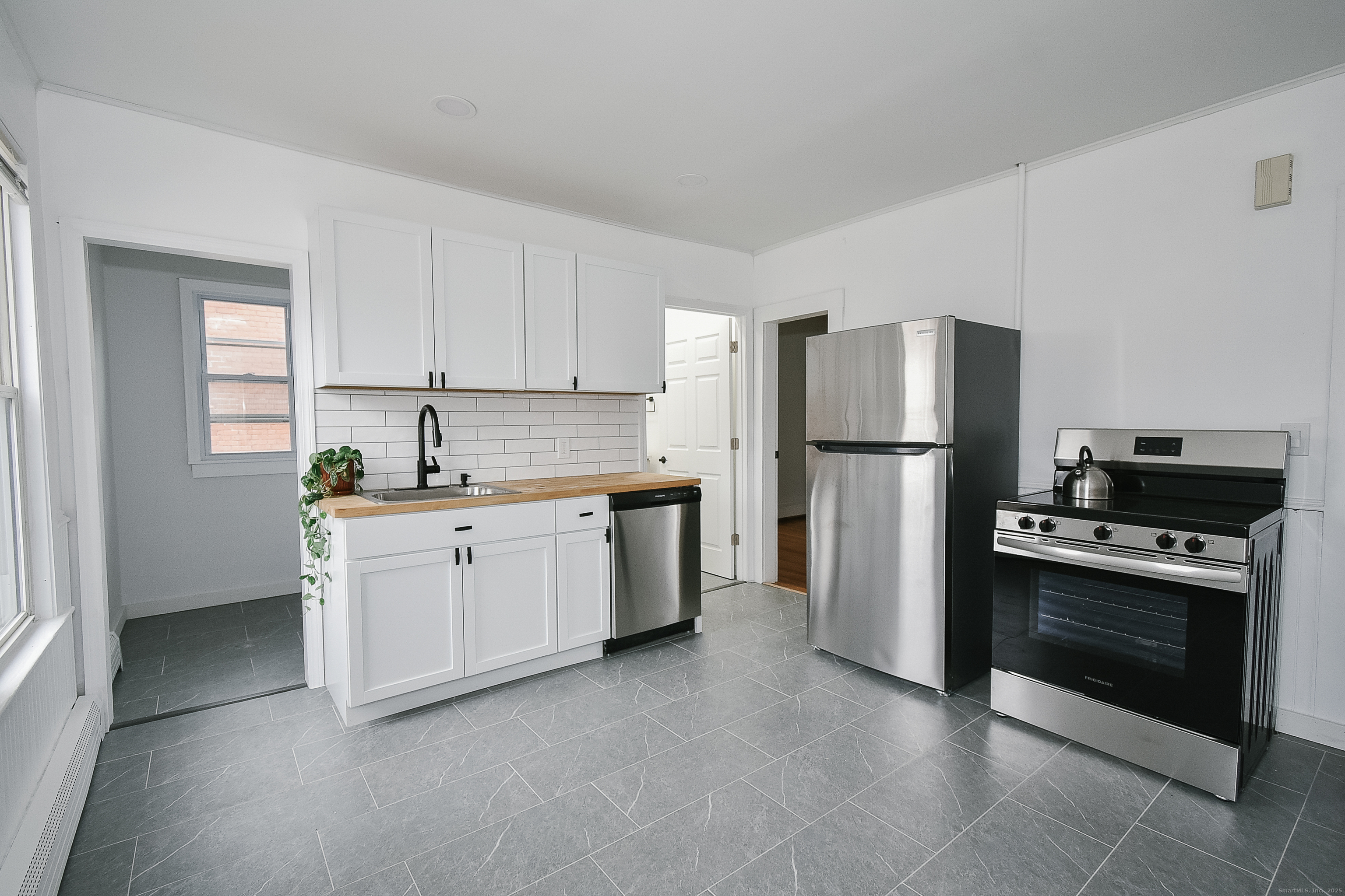 22 Kelley Street Bristol CT 06010
