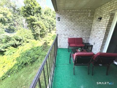 308 Meadowside Road Milford CT 06460