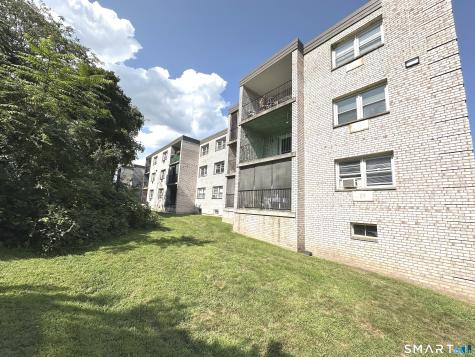 308 Meadowside Road Milford CT 06460