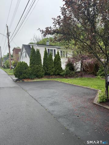 41 Hubbard Place Hamden CT 06517