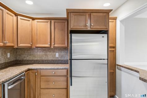 7 Cedarbrook Townhouse Brookfield CT 06804