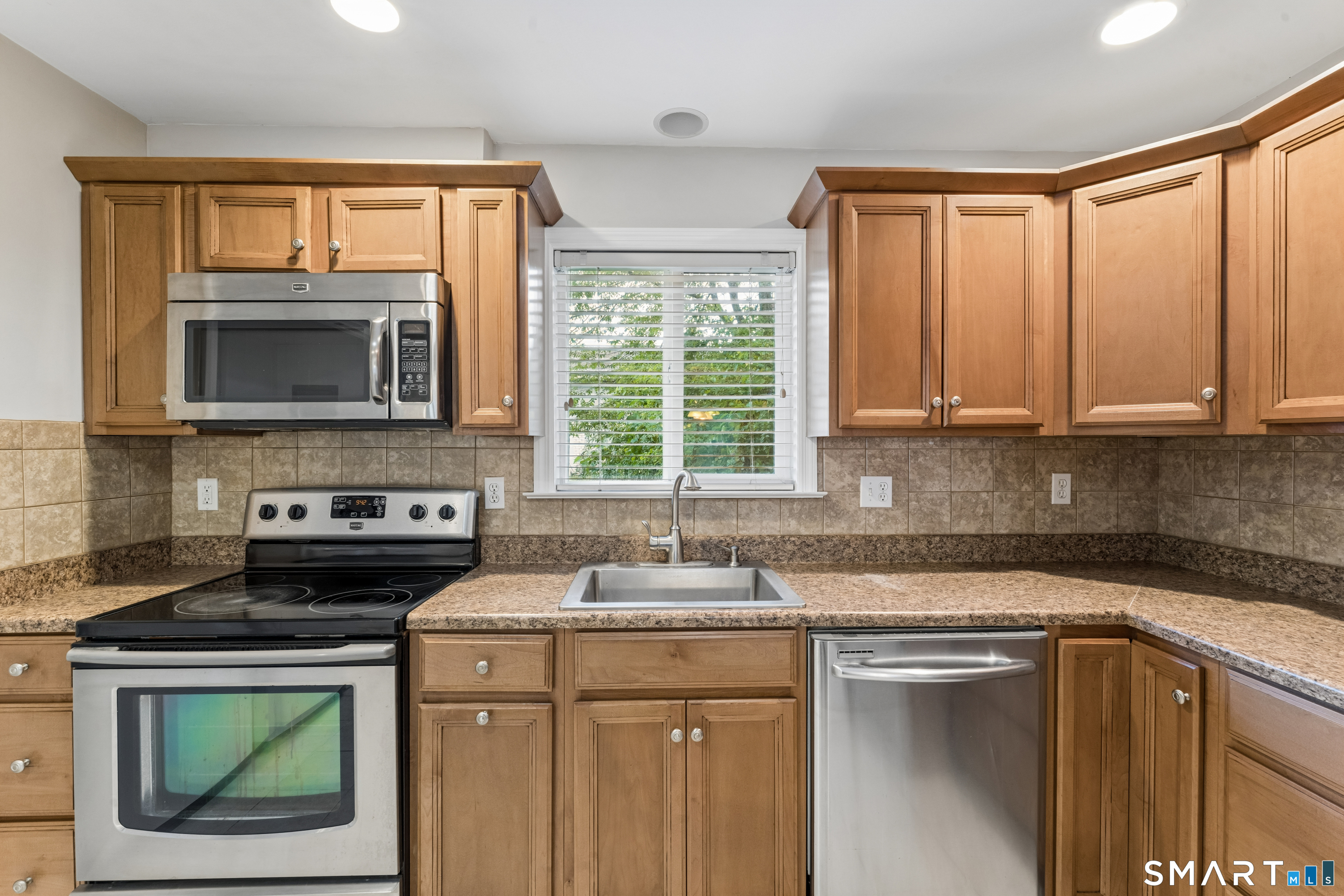 7 Cedarbrook Townhouse Brookfield CT 06804