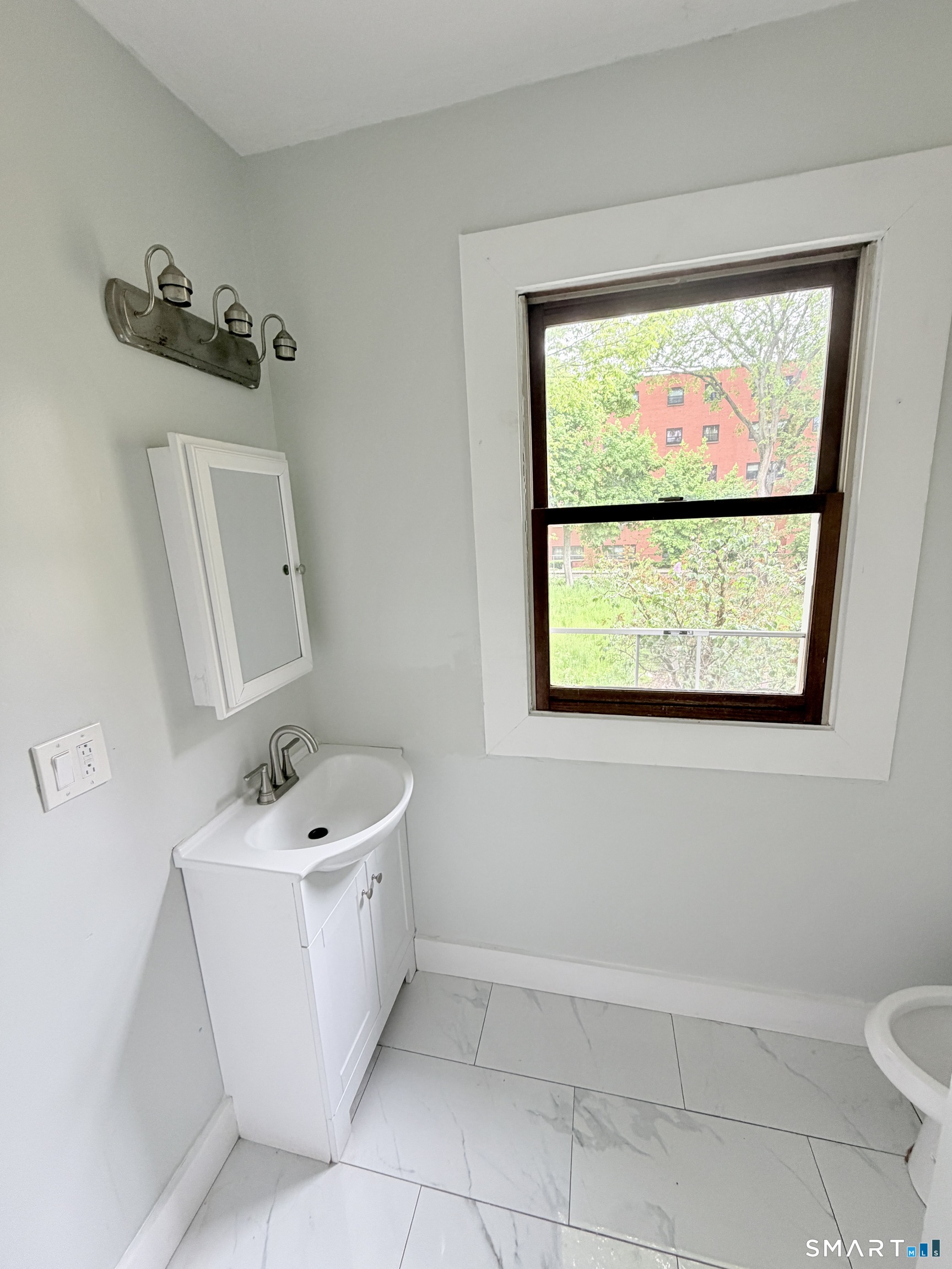 139 Poplar Street New Haven CT 06513