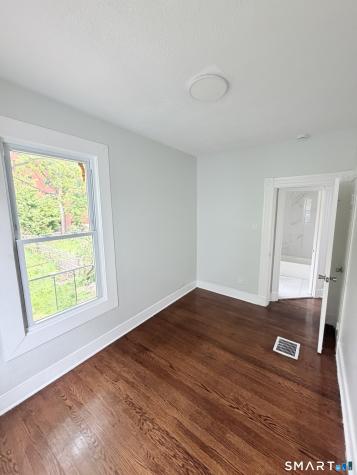 139 Poplar Street New Haven CT 06513