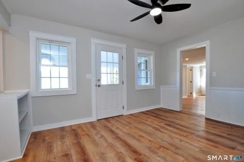 59 Bridge Street Canton CT 06019
