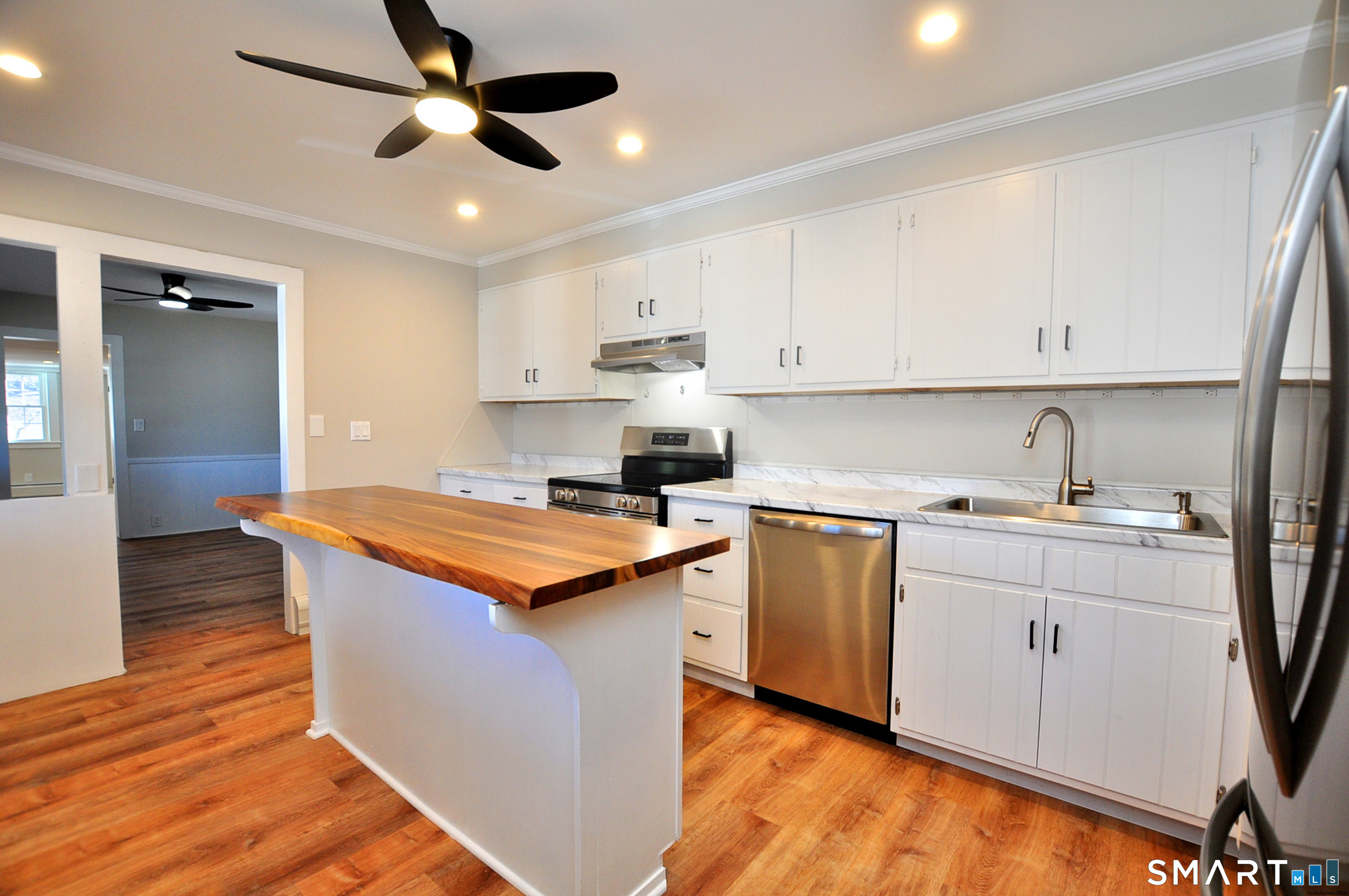59 Bridge Street Canton CT 06019