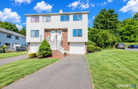 20 Pine Hill Village Shelton CT 06484