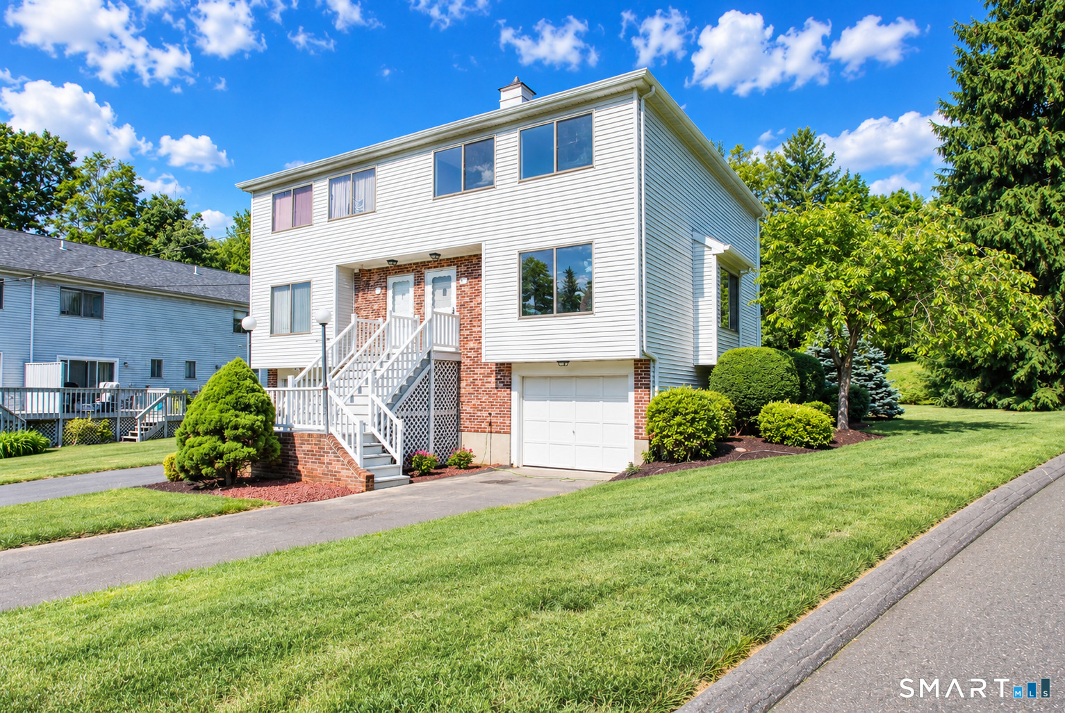 20 Pine Hill Village Shelton CT 06484