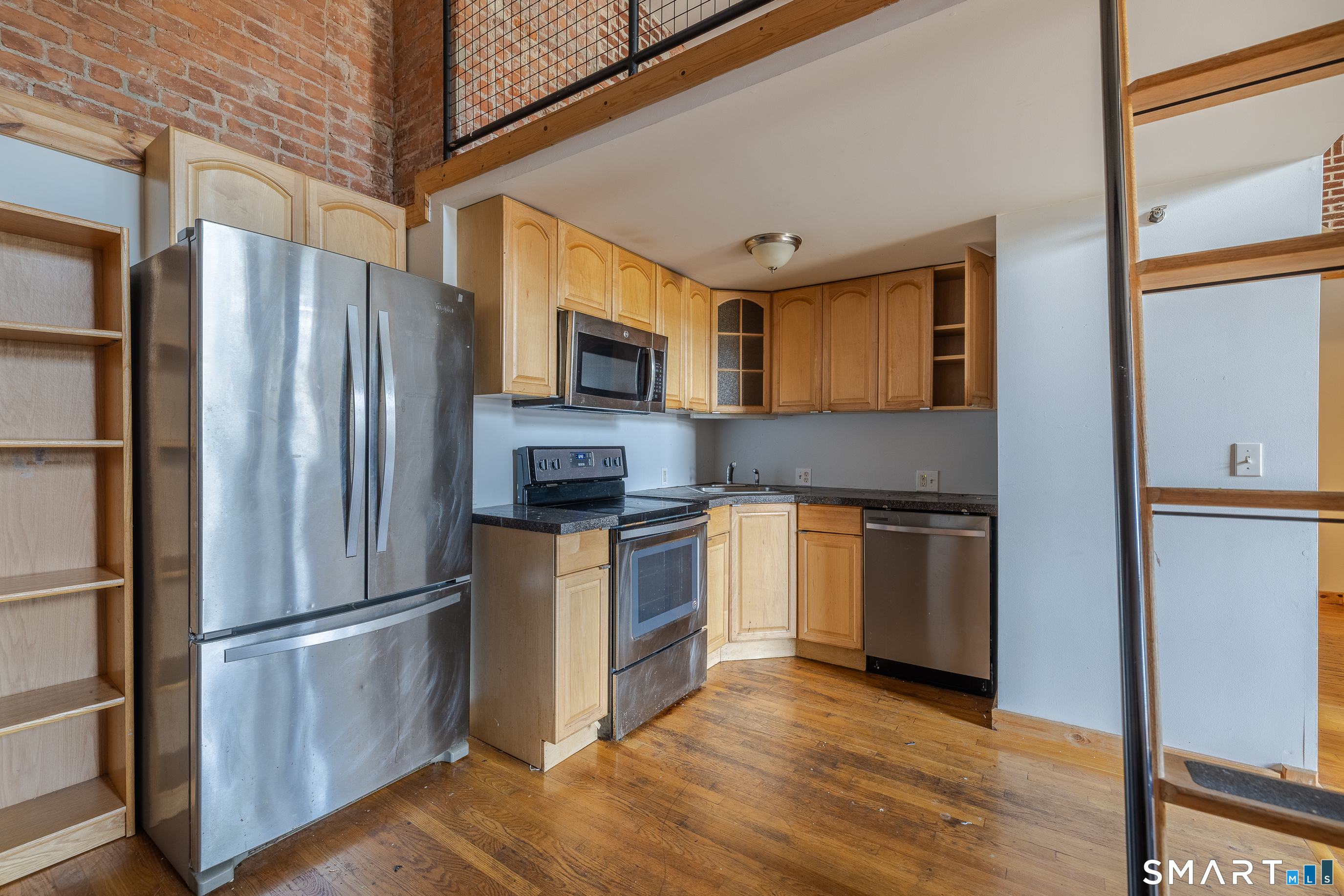 325 Myrtle Avenue Bridgeport CT 06604