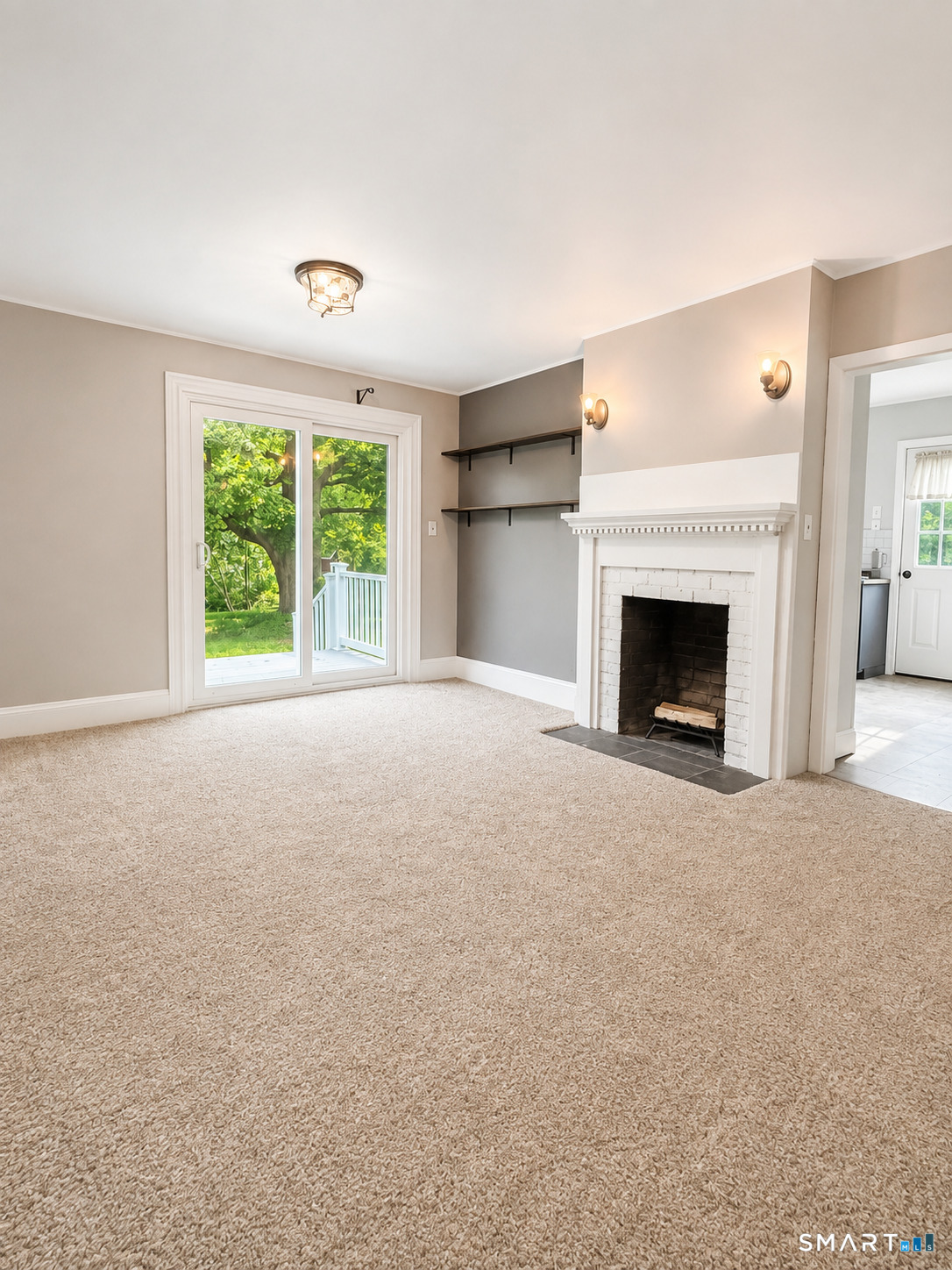 34 A Woodstock Road Pomfret CT 06259