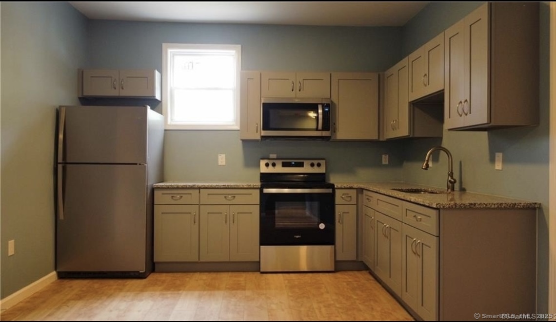 33 Center Street Hartford CT 06120