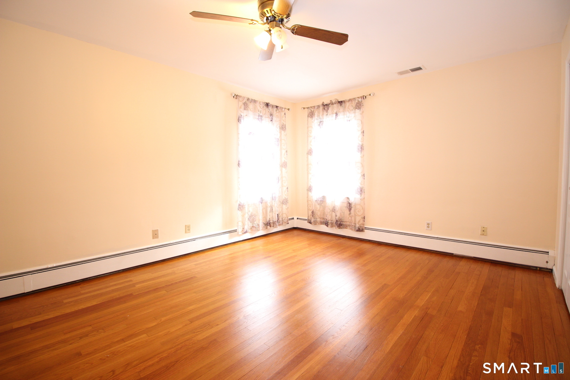 76 Elliott Road Trumbull CT 06611