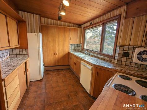 66 Ball Hill Road Mansfield CT 06268