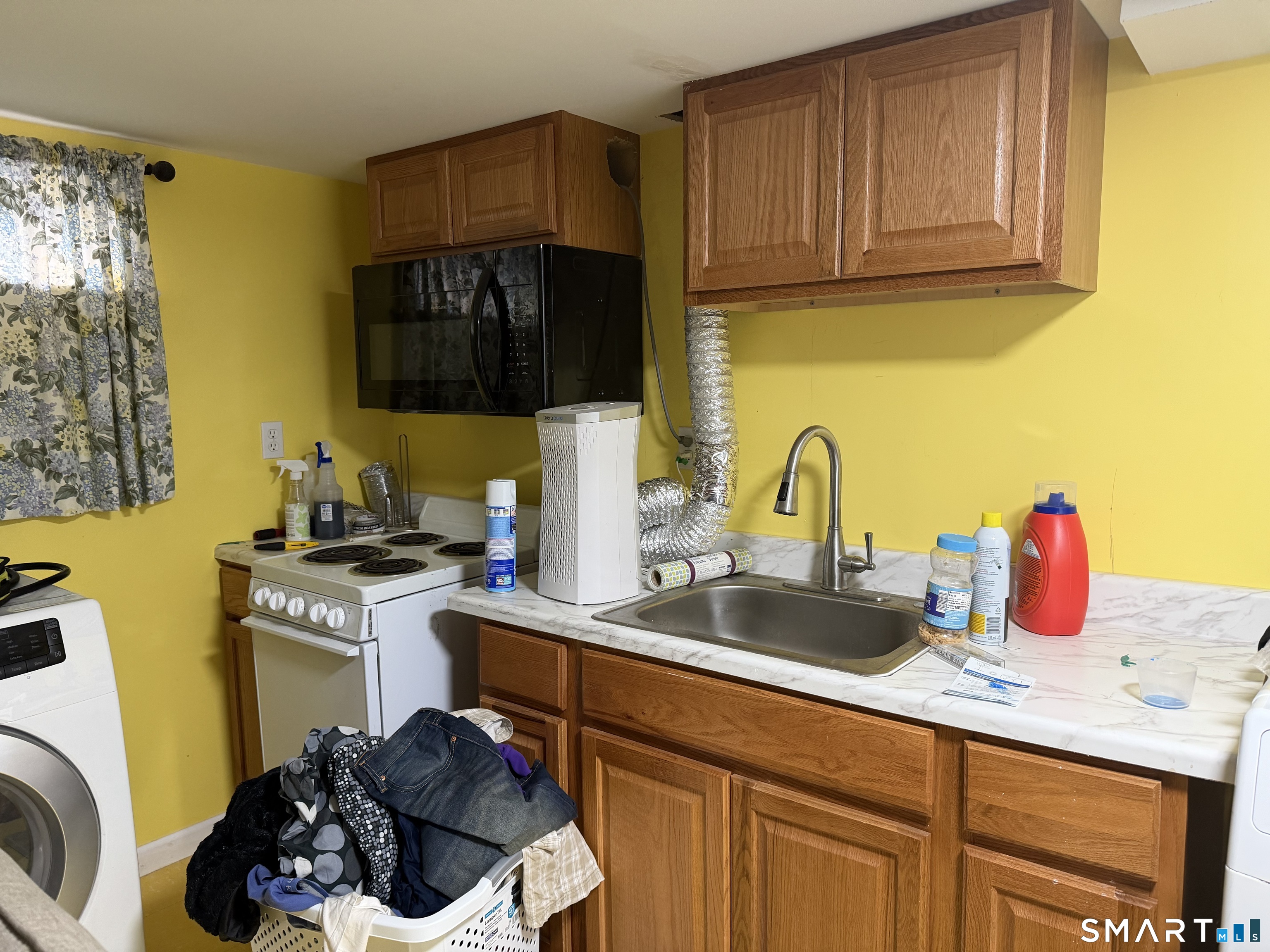 12 Tetlow Street West Haven CT 06516
