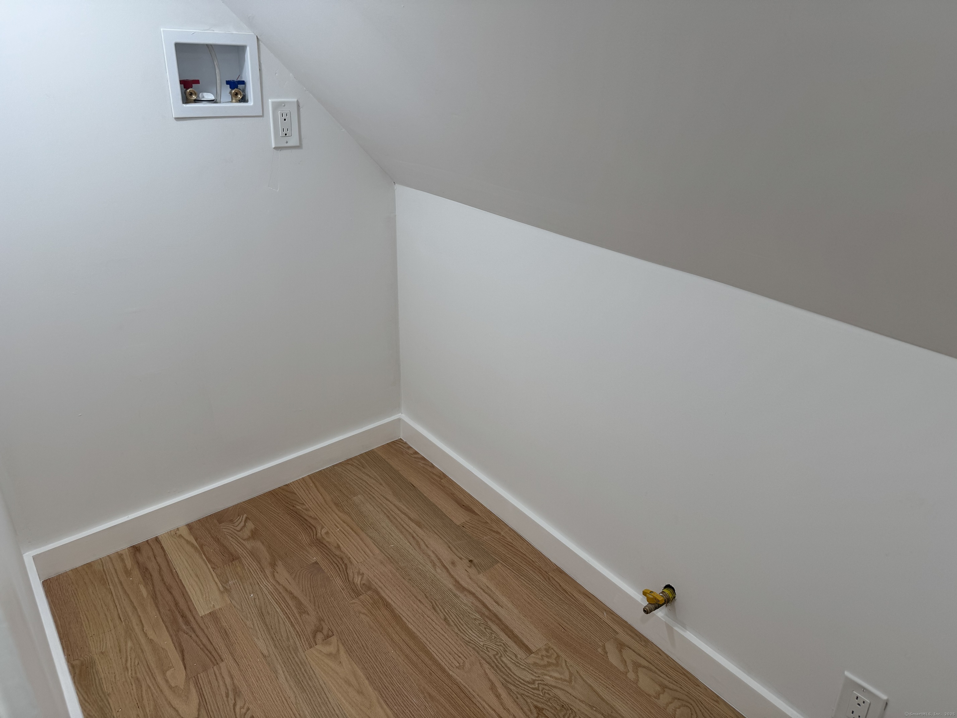 263 Hawley Avenue Bridgeport CT 06606