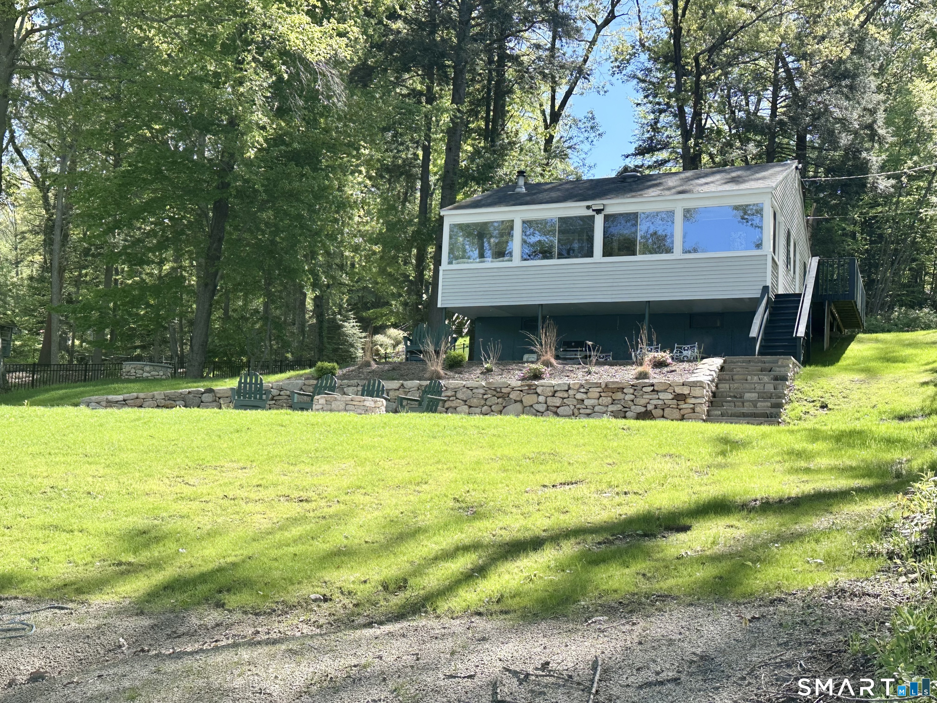 554 Lake Drive Guilford CT 06437