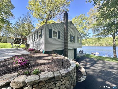 554 Lake Drive Guilford CT 06437