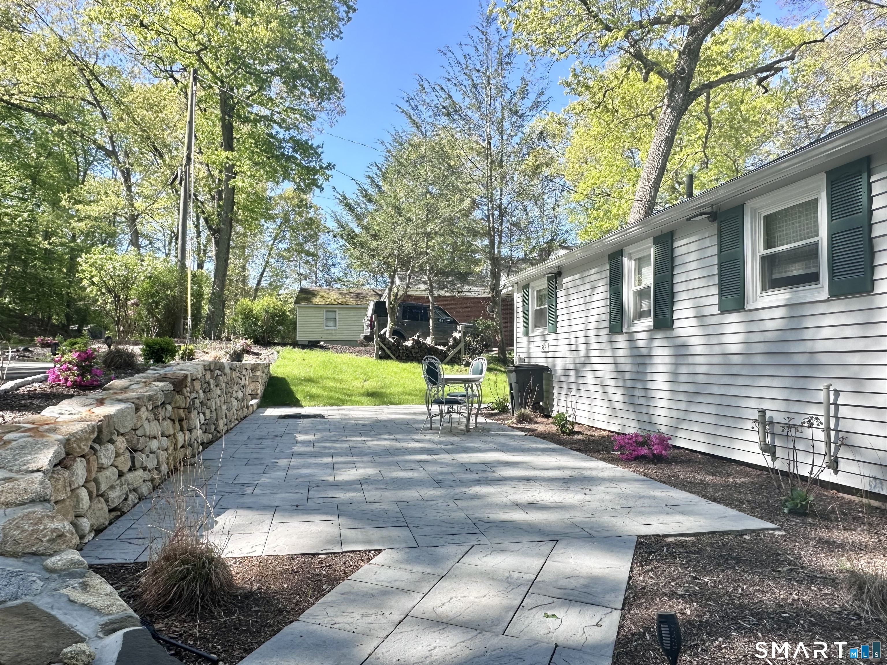 554 Lake Drive Guilford CT 06437