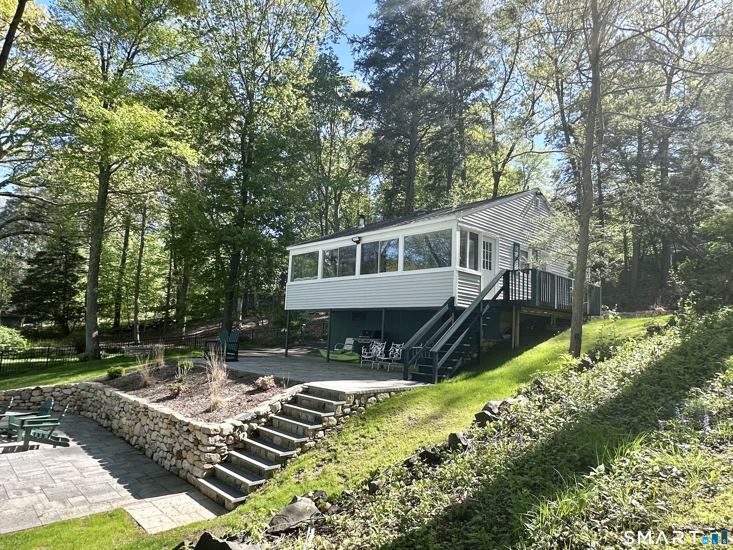 554 Lake Drive Guilford CT 06437