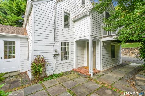 95 Peaceable Street Redding CT 06896