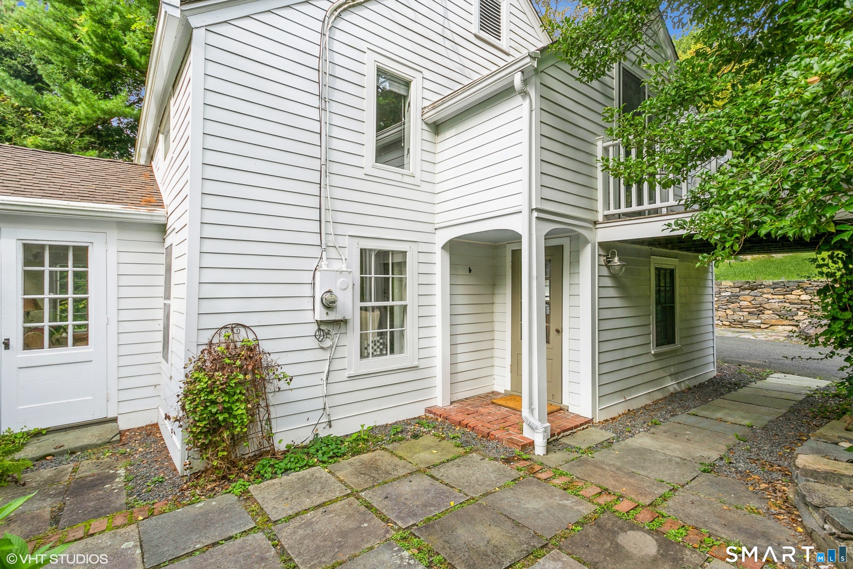 95 Peaceable Street Redding CT 06896