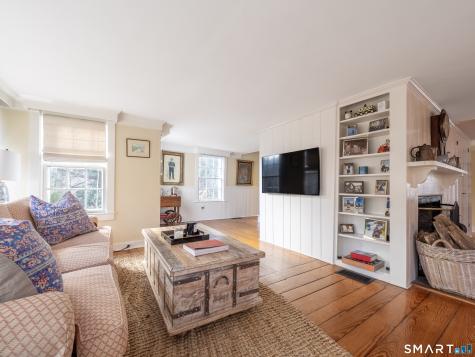 95 Peaceable Street Redding CT 06896