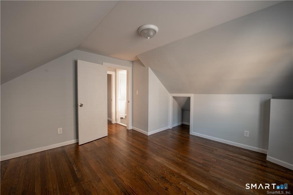 927 Birmingham Street Bridgeport CT 06606
