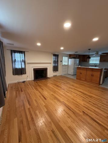 81 Park Avenue Bloomfield CT 06002