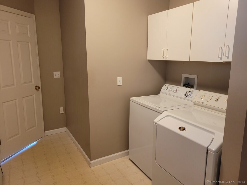 52 Skyview Terrace Manchester CT 06040