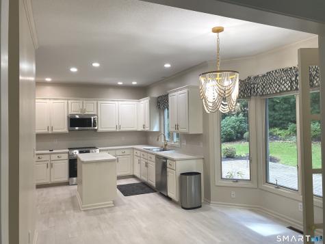 54 Winchester Drive North Haven CT 06473