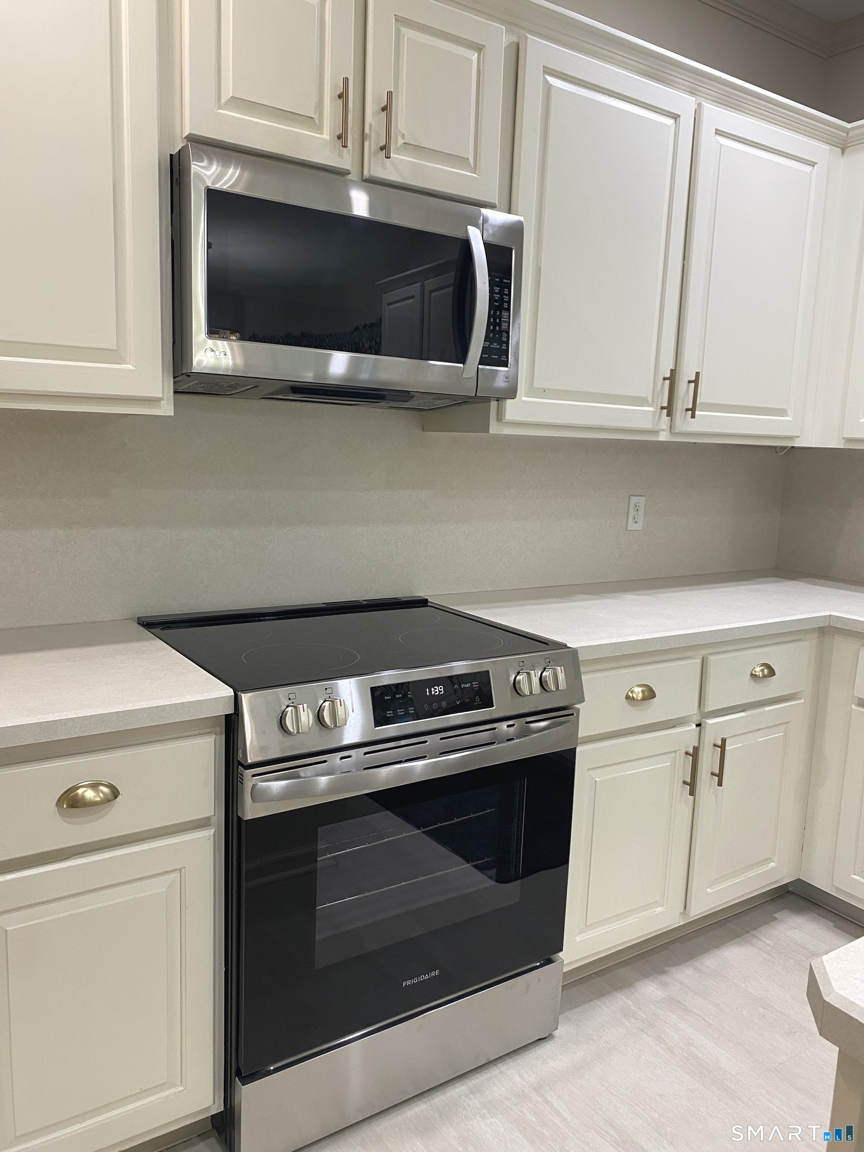 54 Winchester Drive North Haven CT 06473