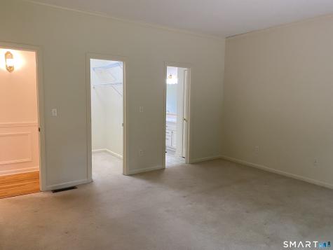 54 Winchester Drive North Haven CT 06473
