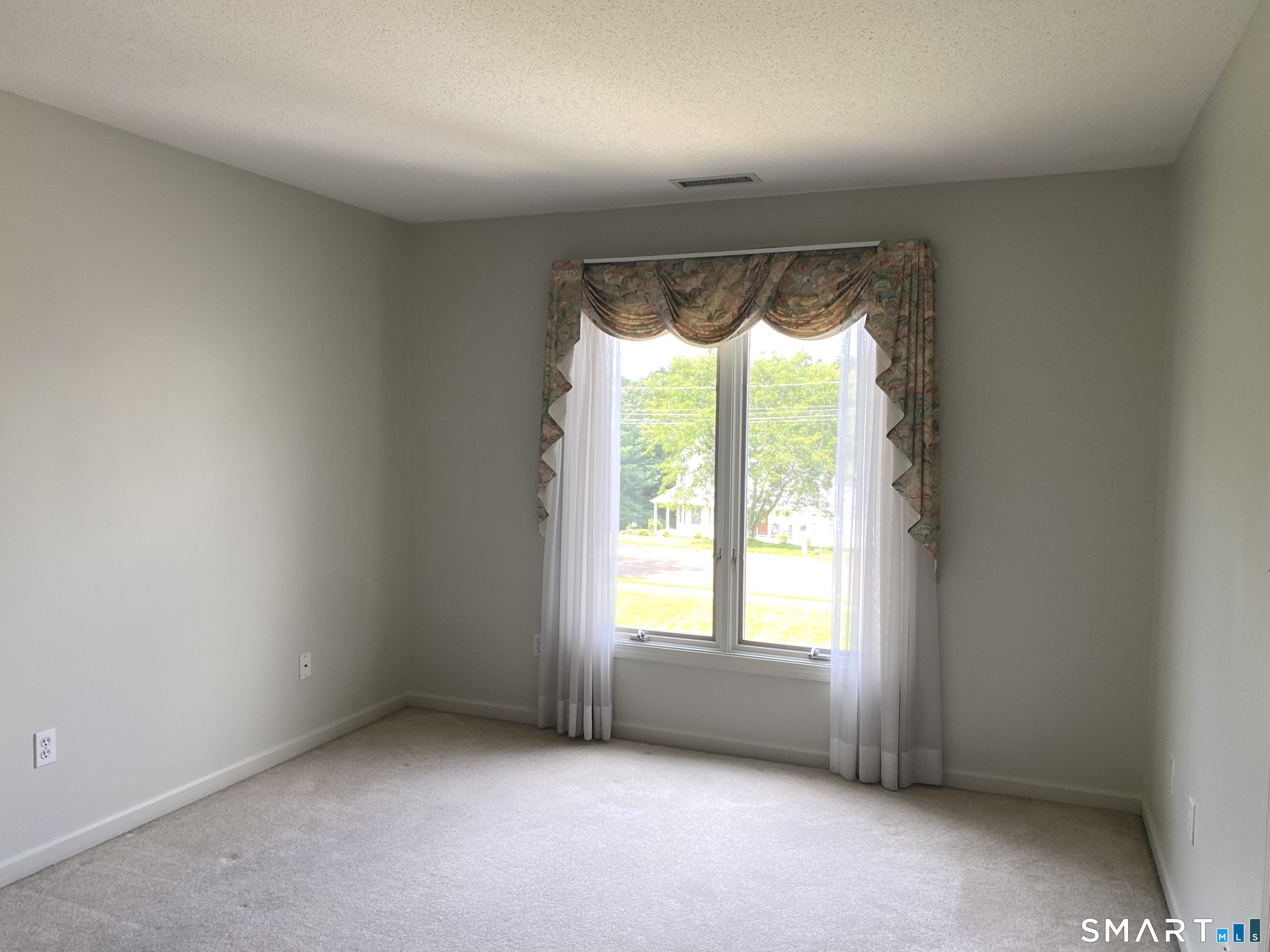 54 Winchester Drive North Haven CT 06473
