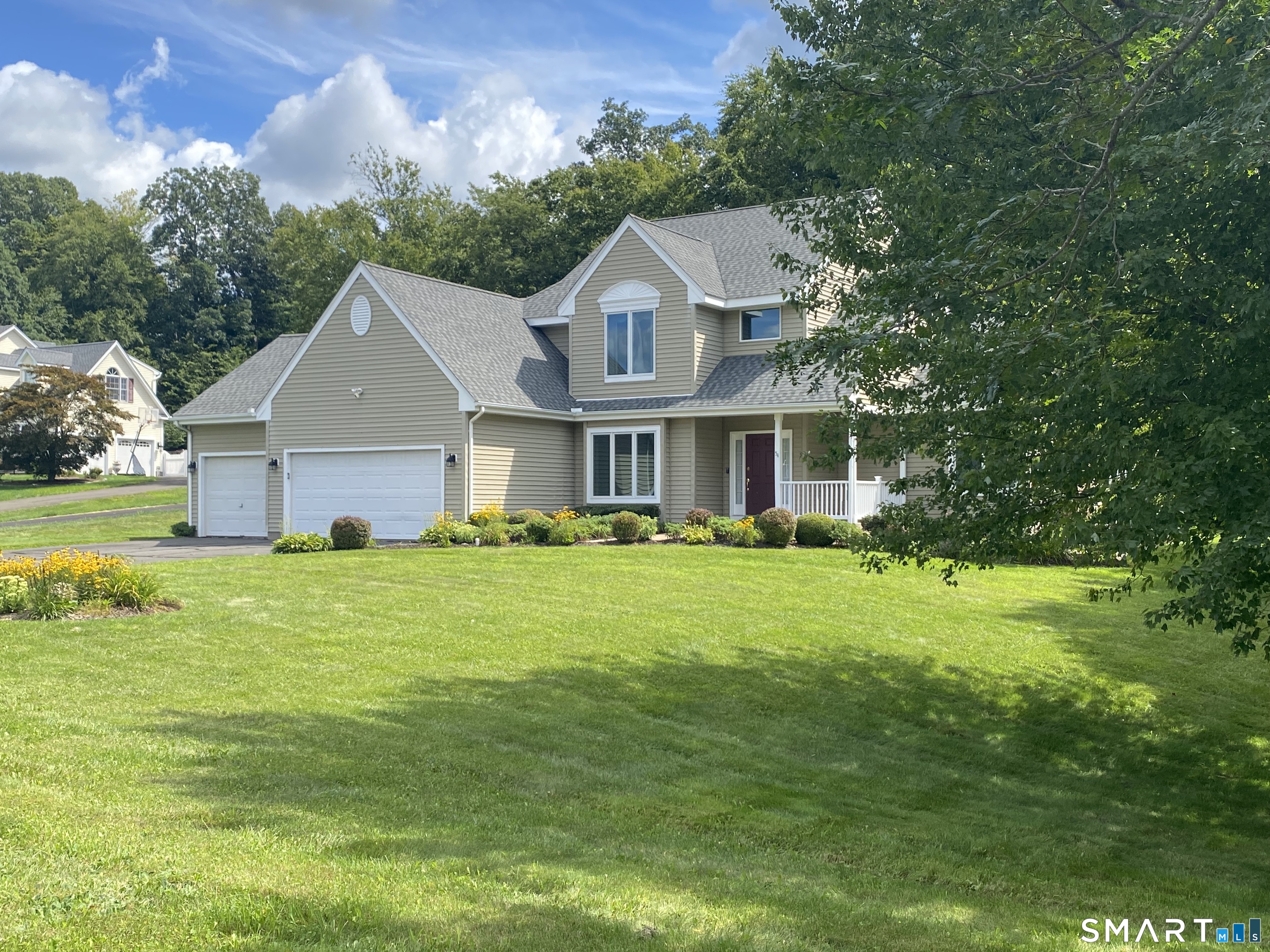 54 Winchester Drive North Haven CT 06473