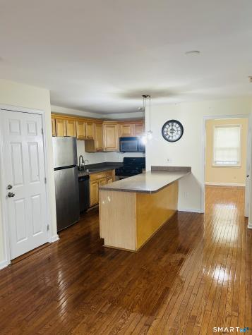 82 Sunrise Avenue Fairfield CT 06824